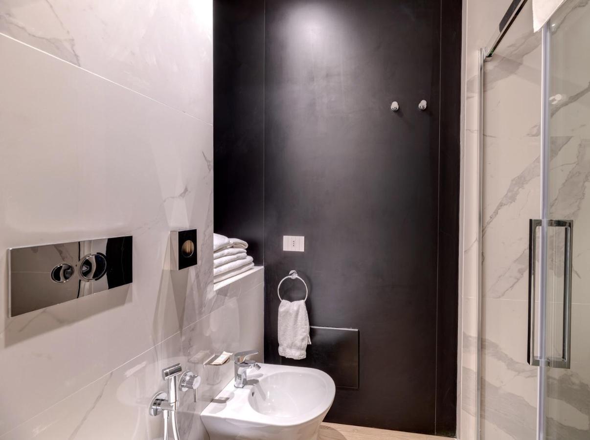 Arveskida Suite Apartment Cagliari Exterior foto