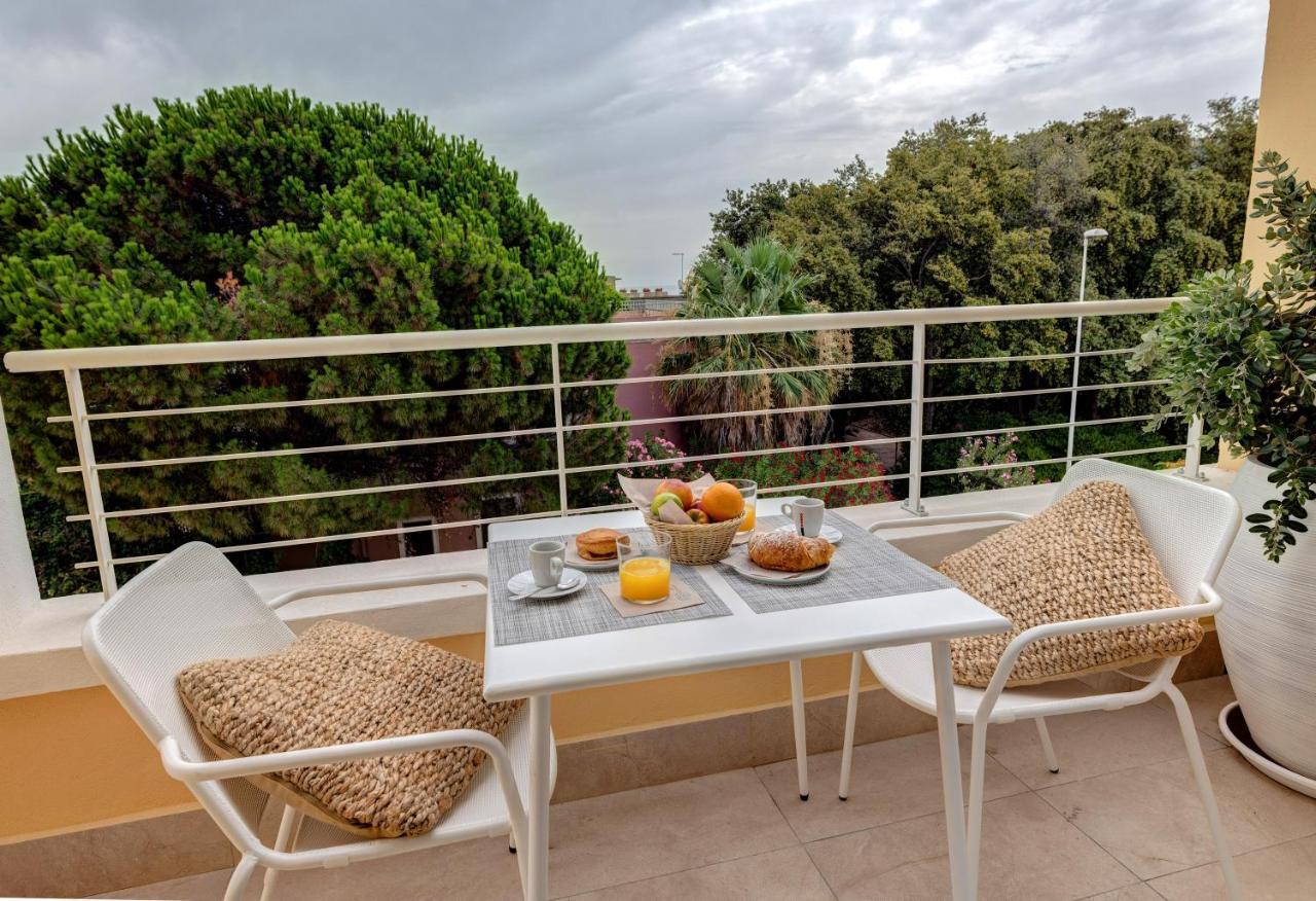 Arveskida Suite Apartment Cagliari Exterior foto